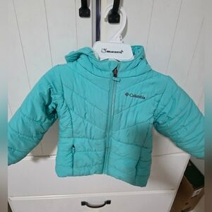 2t Columbia Aqua Puffer Jacket with Faux Fur Trim